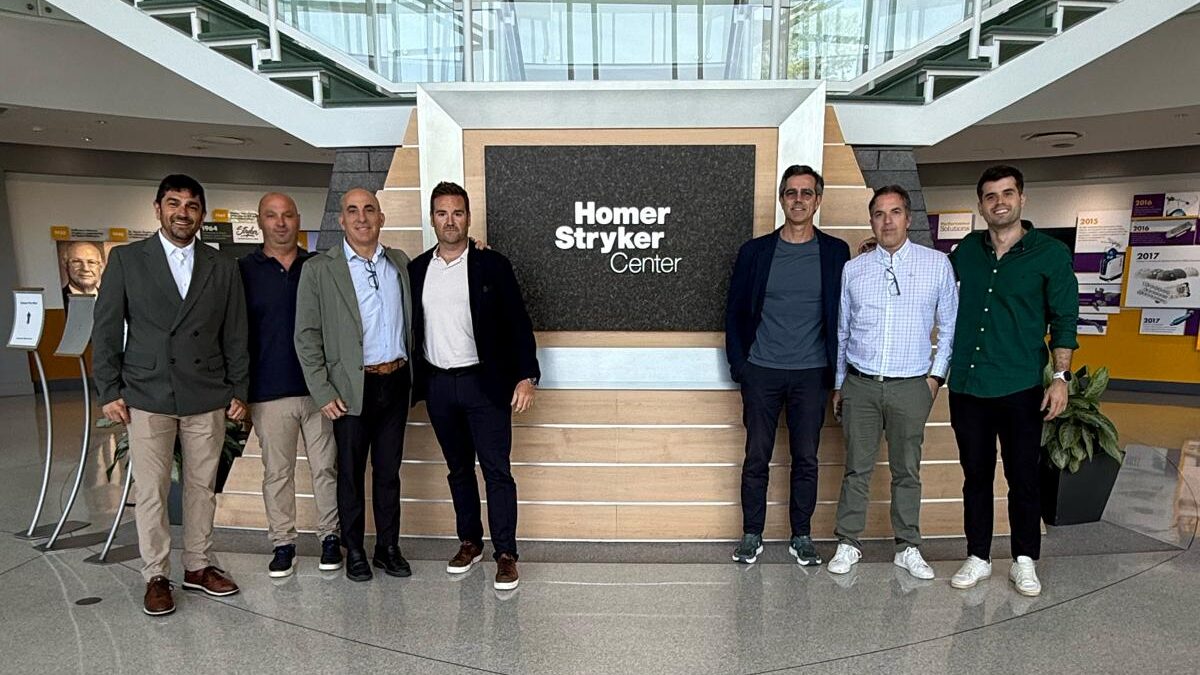 Visita al Dr. Fabio Orozco para conocer de primera mano los últimos avances en cirugía robótica